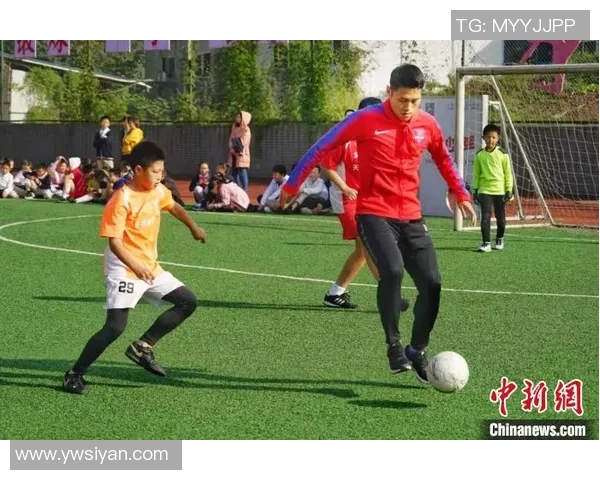 全面提升青少年球技的球星足球训练包专业训练与成长方案